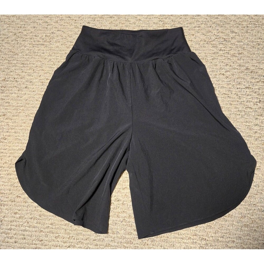Halara Breezeful Quick Dry Resort Shorts Pockets Black Women's Small 9" inseam